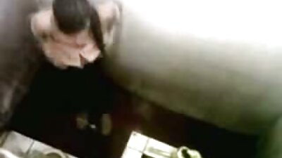 Titty szörny pinaba elvezesek videó (Kodi Gamble)